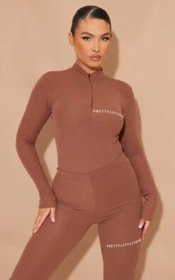 PRETTYLITTLETHING Chocolate Rib Half Zip Bodysuit