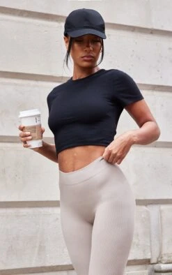 Black Rib Short Sleeve Crop Top