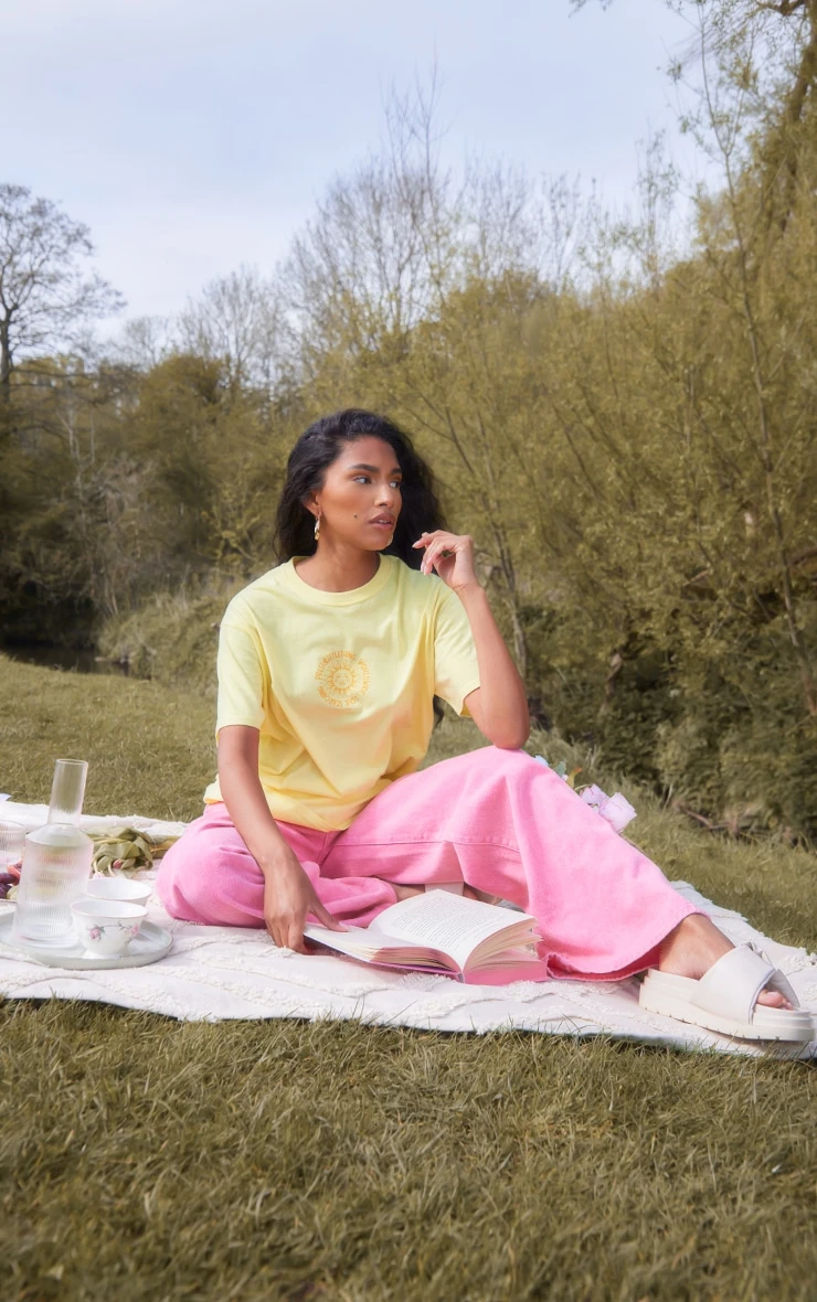 PRETTYLITTLETHING Lemon Soul Searching Print T Shirt - Image 3